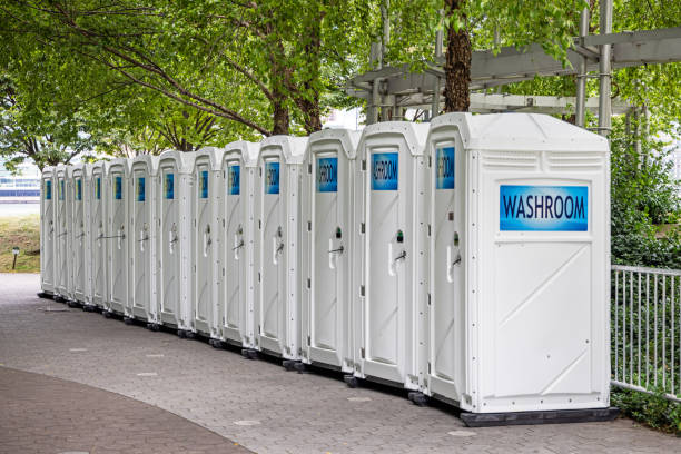 Porta potty delivery and setup in Cleves, OH